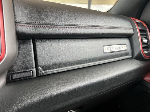 Used 2019 RAM 1500 Rebel AWD/4WD image 39