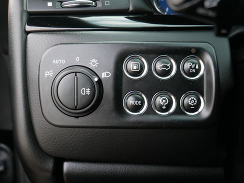 Used 2018 Maserati GranTurismo MC image 12