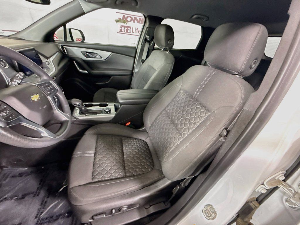 Used 2021 Chevrolet Blazer LT AWD/4WD image 24