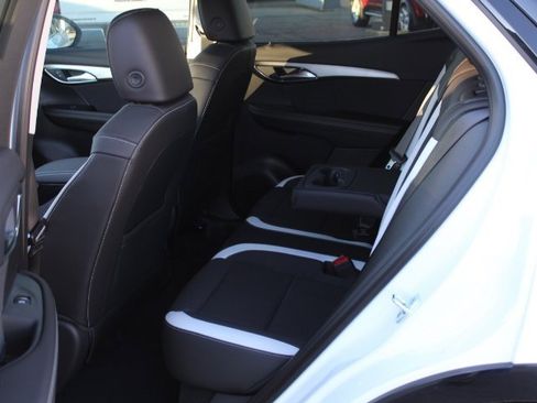 New 2025 Buick Envision Sport Touring image 9