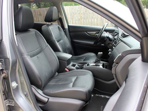 Used 2018 Nissan Rogue SL w/ Premium Package AWD/4WD image 40
