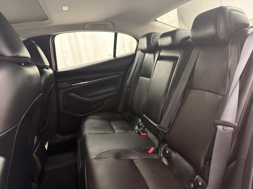 Used 2023 MAZDA MAZDA3 s AWD/4WD image 22