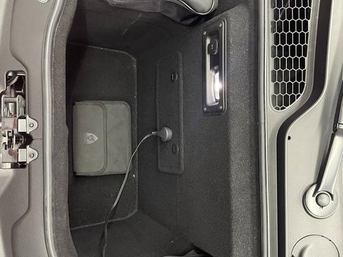 Used 2019 Lamborghini Huracan LP 580-2 image 13