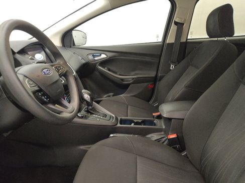 Used 2017 Ford Focus SEL image 17