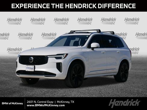 Used 2025 Volvo XC90 T8 Core w/ Climate Package AWD/4WD image 1