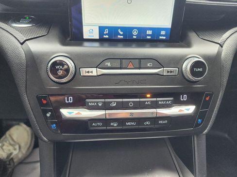 Used 2020 Ford Explorer ST w/ Premium Technology Package AWD/4WD image 22