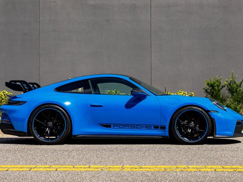 Used 2022 Porsche 911 GT3 image 8