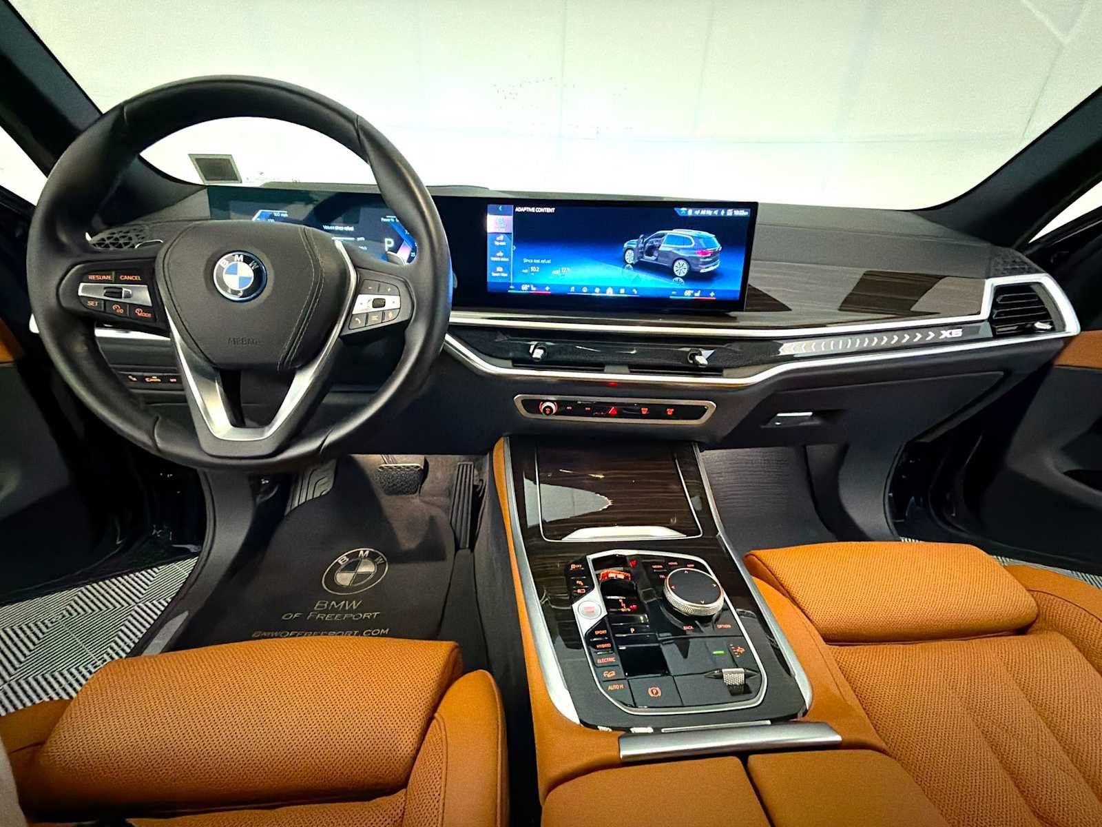 Used 2024 BMW X5 xDrive50e w/ Premium Package AWD/4WD image 12