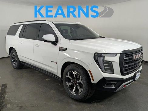 Used 2025 GMC Yukon XL AT4 Ultimate image 1