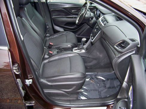 Used 2015 Buick Encore FWD image 33