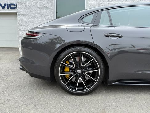 Used 2020 Porsche Panamera Turbo Executive w/ Sportdesign Package AWD/4WD image 25