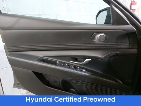 Certified 2024 Hyundai Elantra SEL w/ Convenience Package FWD image 28
