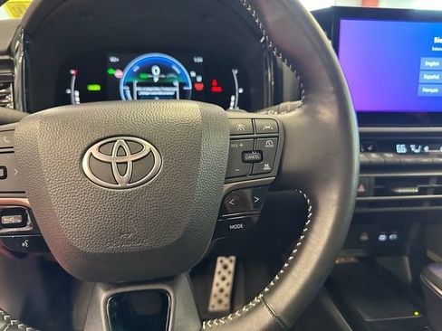 Used 2026 Toyota Camry SE w/ Multimedia Upgrade Package AWD/4WD image 21