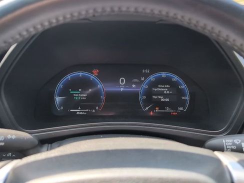 Used 2024 Toyota Grand Highlander AWD image 14