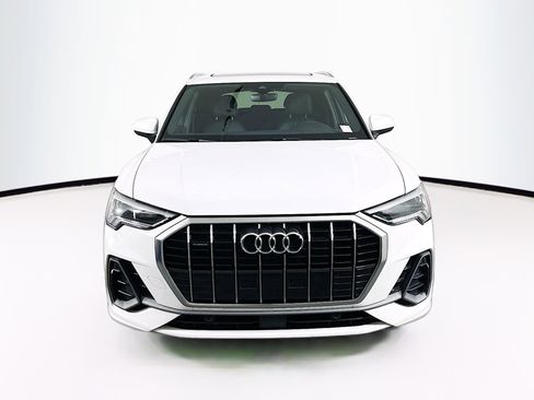 Used 2023 Audi Q3 2.0T Premium image 2