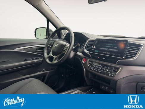 Certified 2025 Honda Ridgeline Sport image 15
