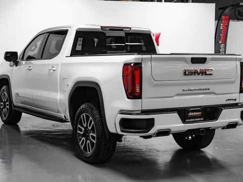Used 2021 GMC Sierra 1500 AT4 w/ AT4 Preferred Package AWD/4WD image 15