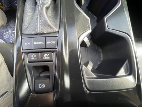 Used 2026 Toyota Camry SE image 23