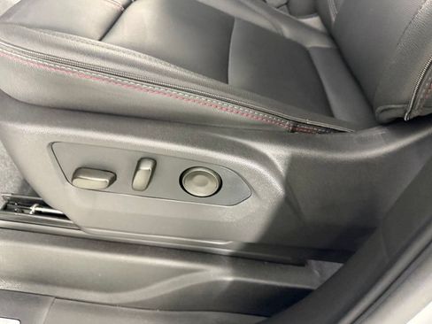 Used 2026 Chevrolet Tahoe RST AWD/4WD image 24
