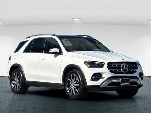 Certified 2024 Mercedes-Benz GLE 450 4MATIC image 9
