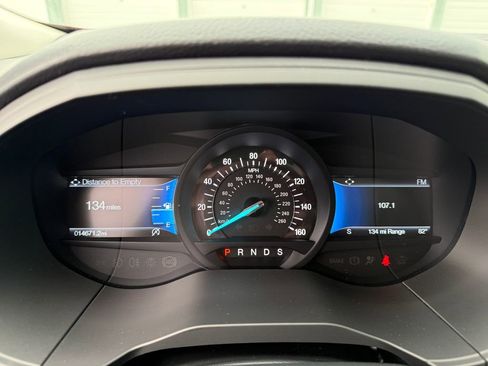 Used 2024 Ford Edge Titanium image 27