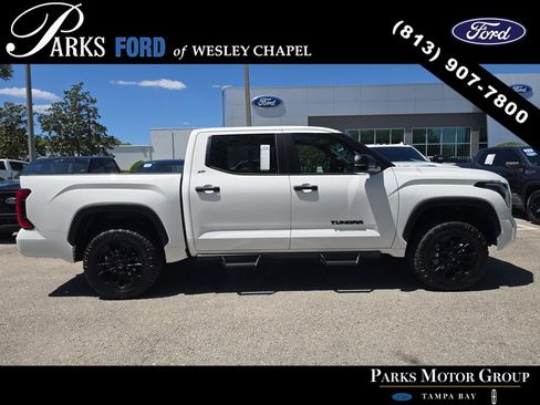 Used 2024 Toyota Tundra SR5 w/ SR5 Convenience Package AWD/4WD image 3
