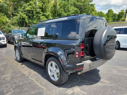 Used 2021 Land Rover Defender 110 X-Dynamic HSE AWD/4WD image 3