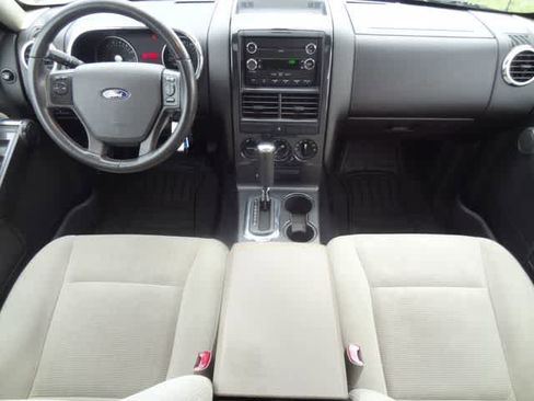 Used 2008 Ford Explorer XLT RWD image 12