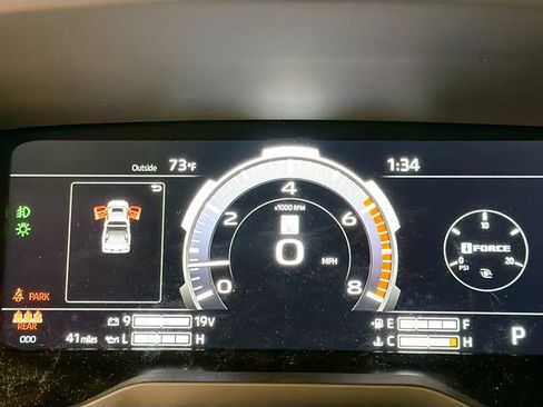 New 2026 Toyota Tundra Platinum AWD/4WD image 11