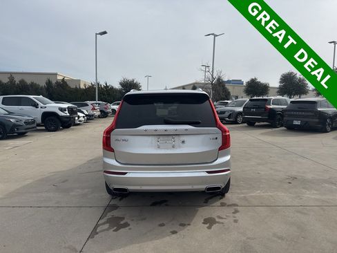 Used 2021 Volvo XC90 T6 Momentum w/ Advanced Package image 6