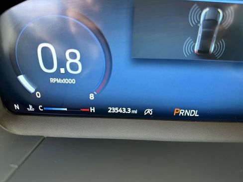 Used 2025 Ford Escape Platinum AWD/4WD image 17