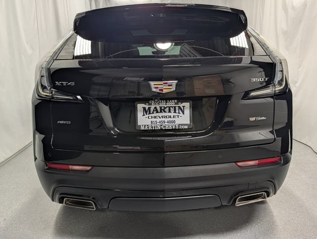 Certified 2022 Cadillac XT4 Sport w/ Enhanced Visibility Package AWD/4WD image 4
