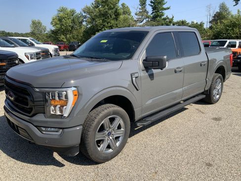 Used 2021 Ford F150 XLT w/ Equipment Group 302A High AWD/4WD image 4
