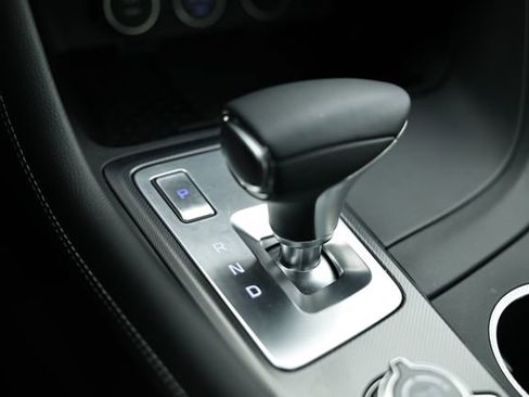 Used 2025 Genesis G70 3.3T Advanced image 40