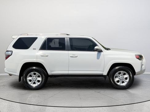Used 2024 Toyota 4Runner SR5 Premium w/ Moonroof Package AWD/4WD image 6