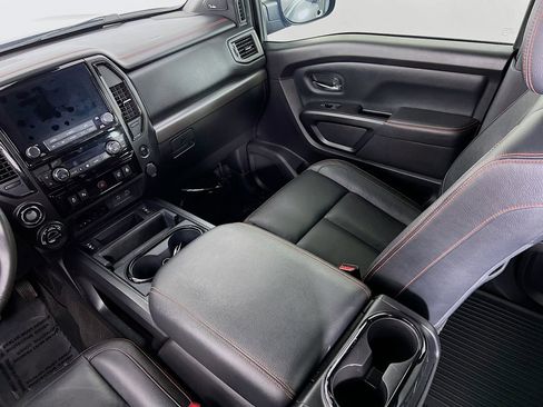 Used 2021 Nissan Titan PRO-4X w/ Pro-4x Convenience Package AWD/4WD image 25