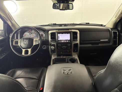 Used 2016 RAM 1500 Laramie w/ Convenience Group AWD/4WD image 23