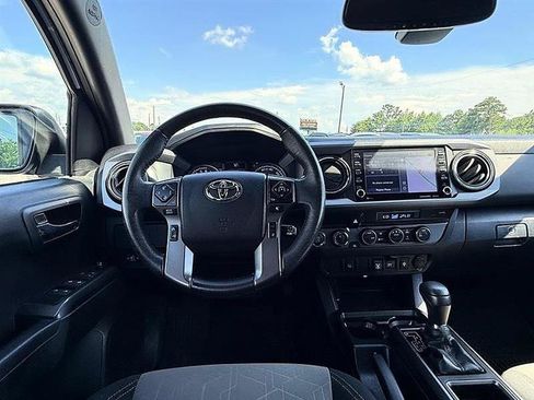 Used 2023 Toyota Tacoma TRD Sport AWD/4WD image 29