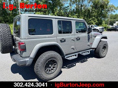 Used 2021 Jeep Wrangler Unlimited Rubicon AWD/4WD image 3