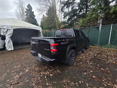 Used 2023 Nissan Frontier PRO-4X w/ Pro-4X Premium Package image 3