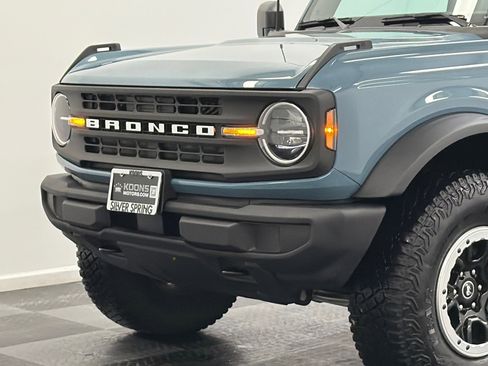 Used 2023 Ford Bronco 2-Door w/ Sasquatch Package image 2
