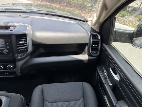 Used 2019 RAM 1500 Tradesman AWD/4WD image 14