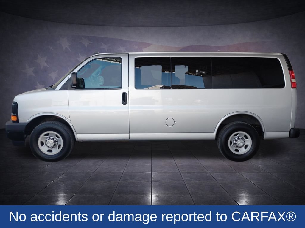 Used 2017 Chevrolet Express 2500 LS RWD image 2