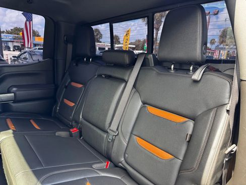 Used 2019 GMC Sierra 1500 AT4 image 24