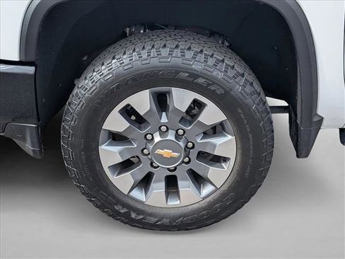 Certified 2023 Chevrolet Silverado 2500 Custom w/ Custom Convenience Package image 15