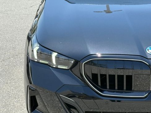 New 2027 BMW 550e xDrive AWD/4WD image 13
