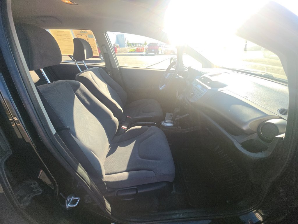 Used 2013 Honda Fit image 31