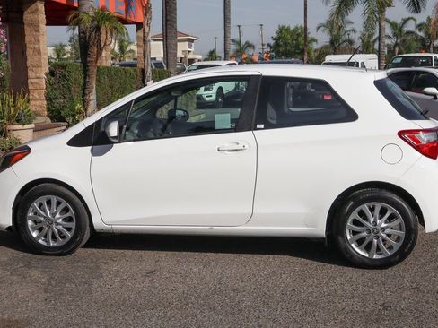 Used 2018 Toyota Yaris LE w/ Carpet Mat Package image 5