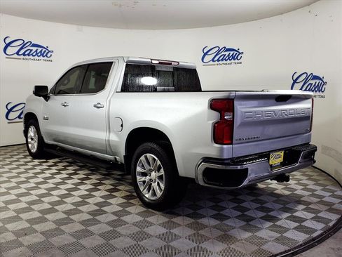 Used 2022 Chevrolet Silverado 1500 LTZ w/ LTZ Premium Texas Edition image 2