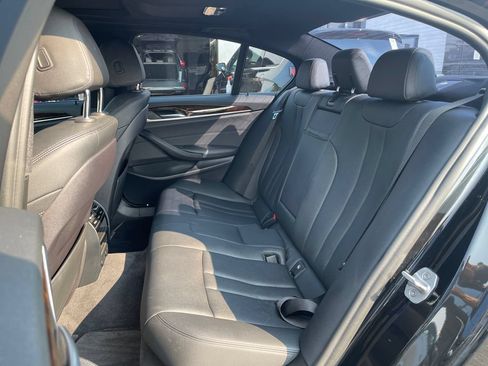 Used 2018 BMW 530i xDrive AWD/4WD image 15